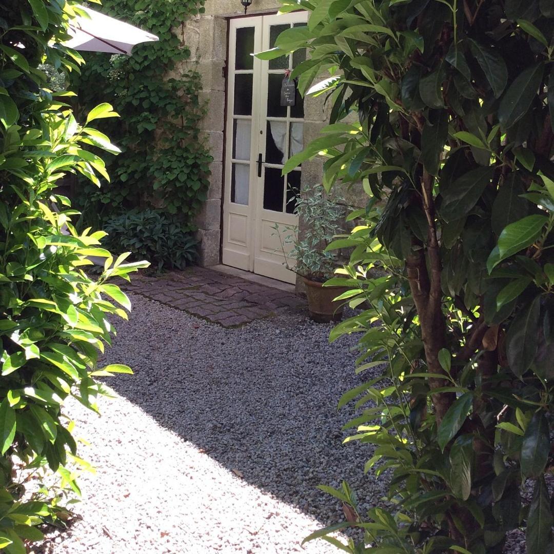 Le Moulin Des Farges Bed and Breakfast Meymac Exteriör bild